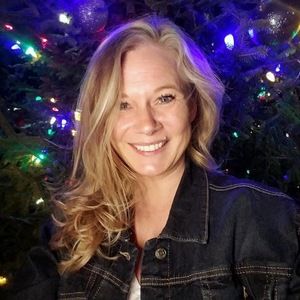 Meet your Posher, Carrie